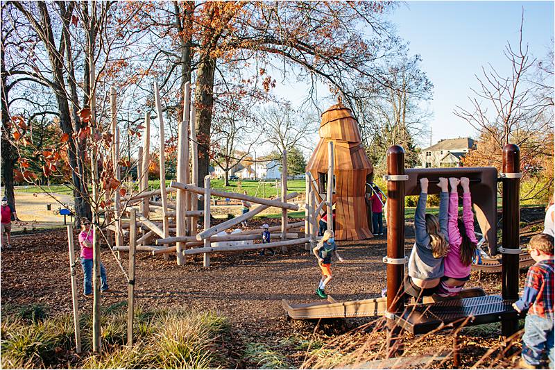 Westerville-ohio-commecial-photographer-earthscape-playground - johnston-mcvay park- kids playing and having fun at the eagle play structure on hempstead